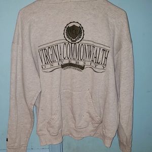 A virginia common wealth sweat shirt